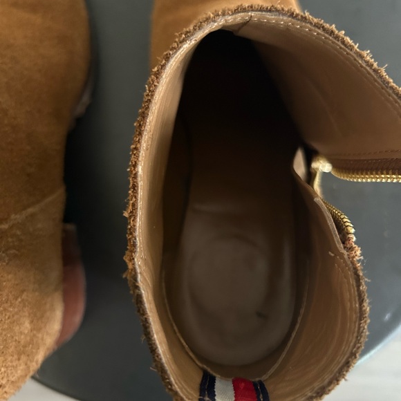 Tommy Hilfiger Brown Suede Ankle Boot with Wooden Heel, Women’s size 6 - Picture 3 of 6